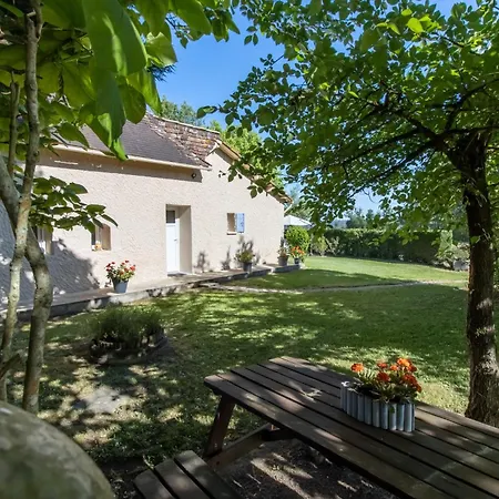 Ferienhaus A La Campagne Ginestet